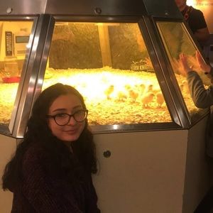 Meet your Posher, Aileen